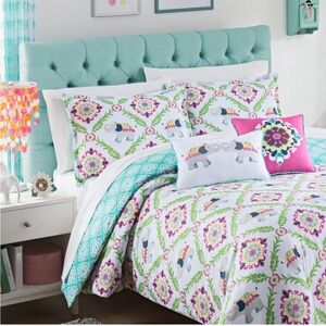 Waverly kids reversible bedspread and sham